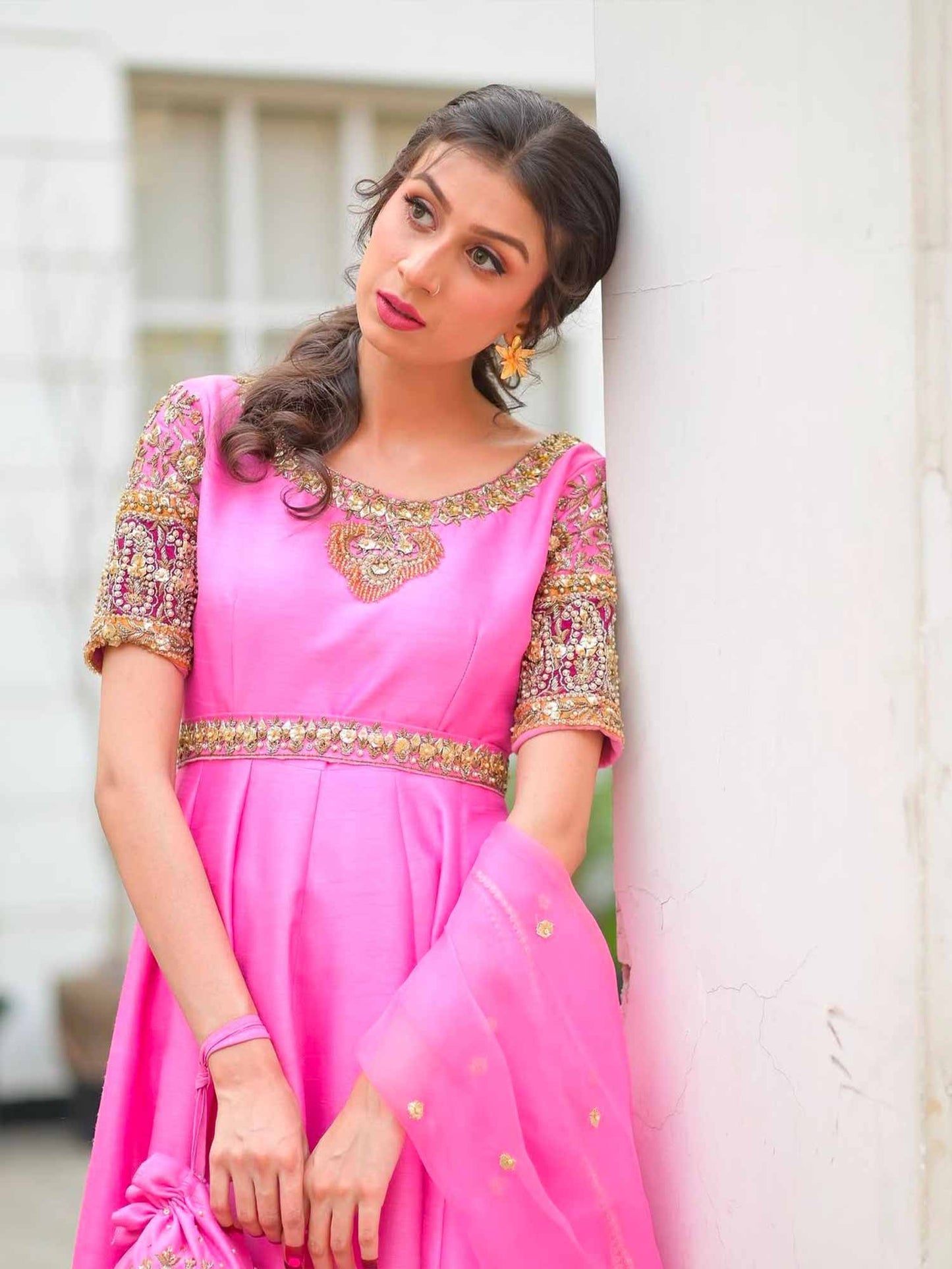 GULABI GRACE